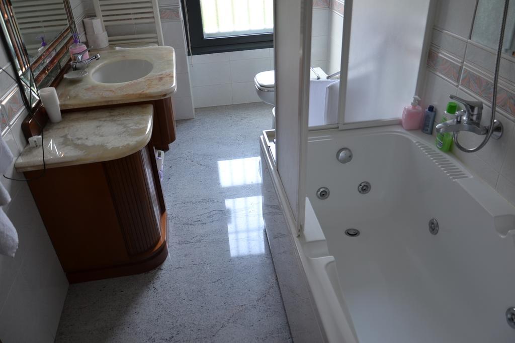 Bed & Breakfast Cesarina ボローニャ 部屋 写真