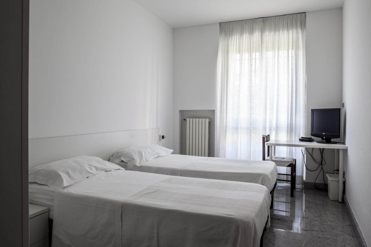 Bed & Breakfast Cesarina ボローニャ エクステリア 写真