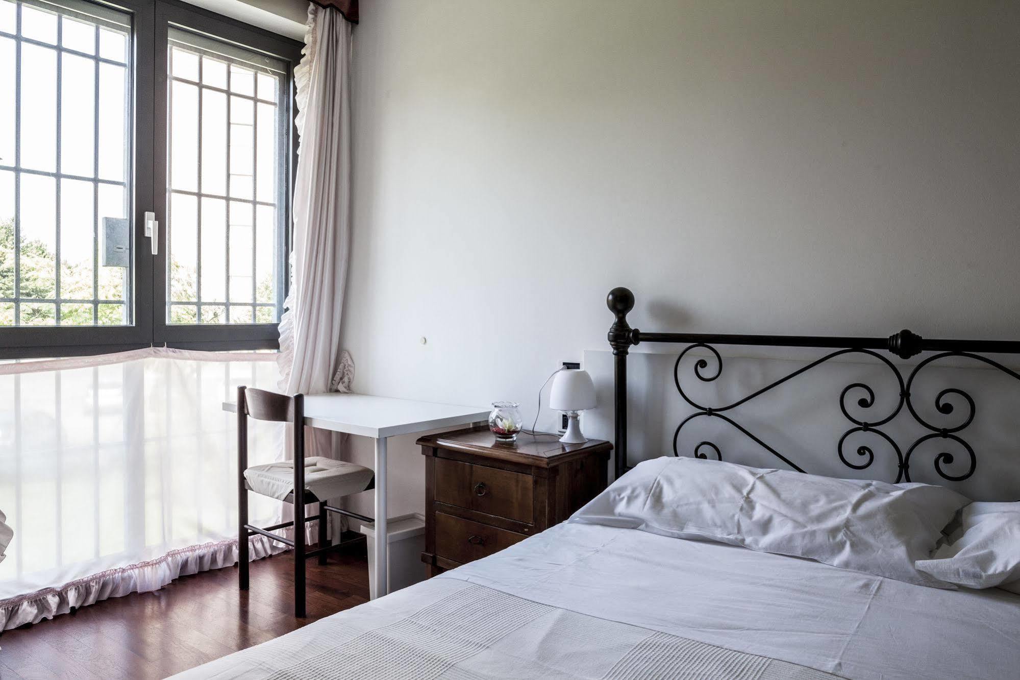 Bed & Breakfast Cesarina ボローニャ エクステリア 写真
